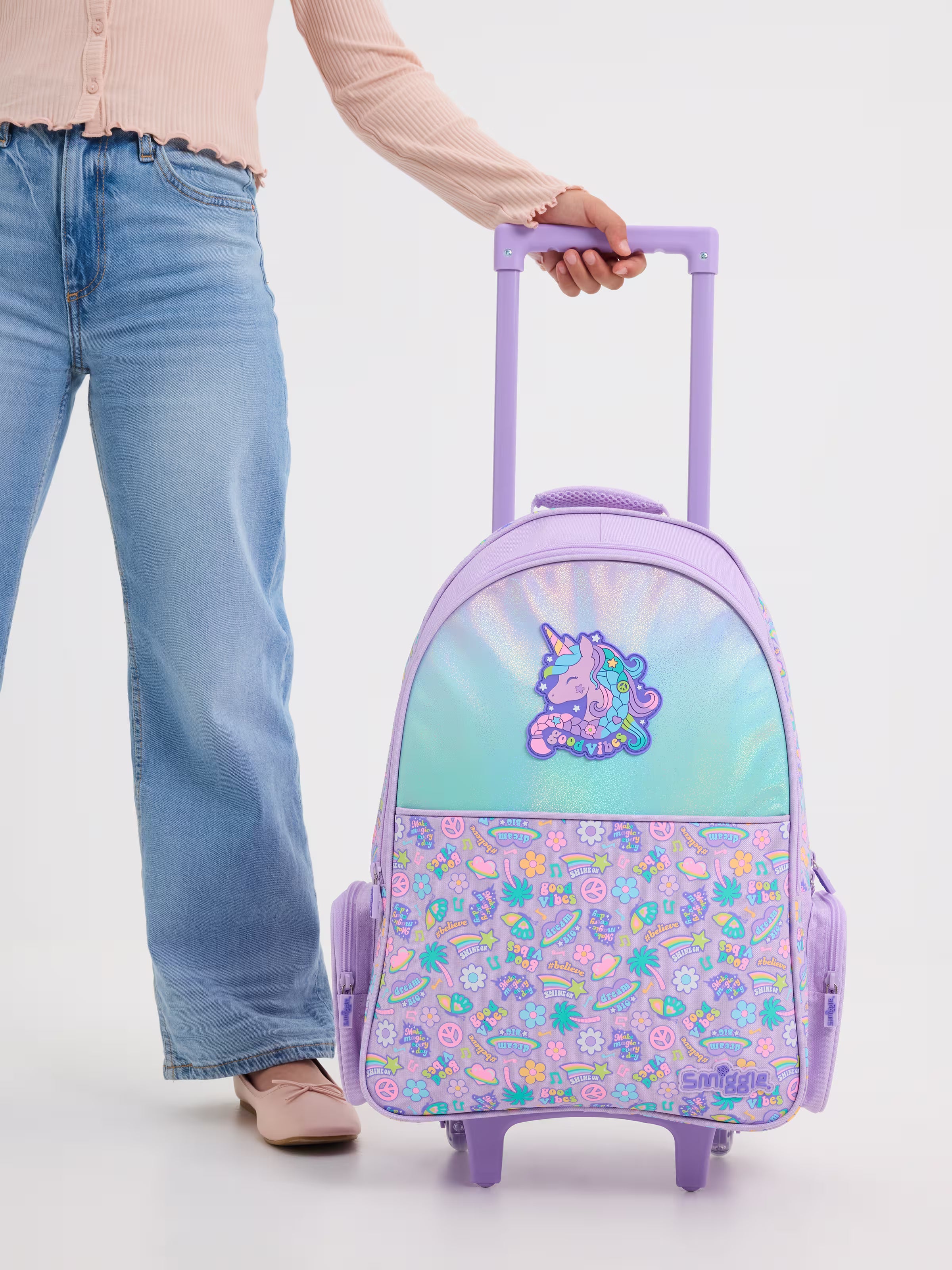 Kız Çocuk Çekçekli Çantalar