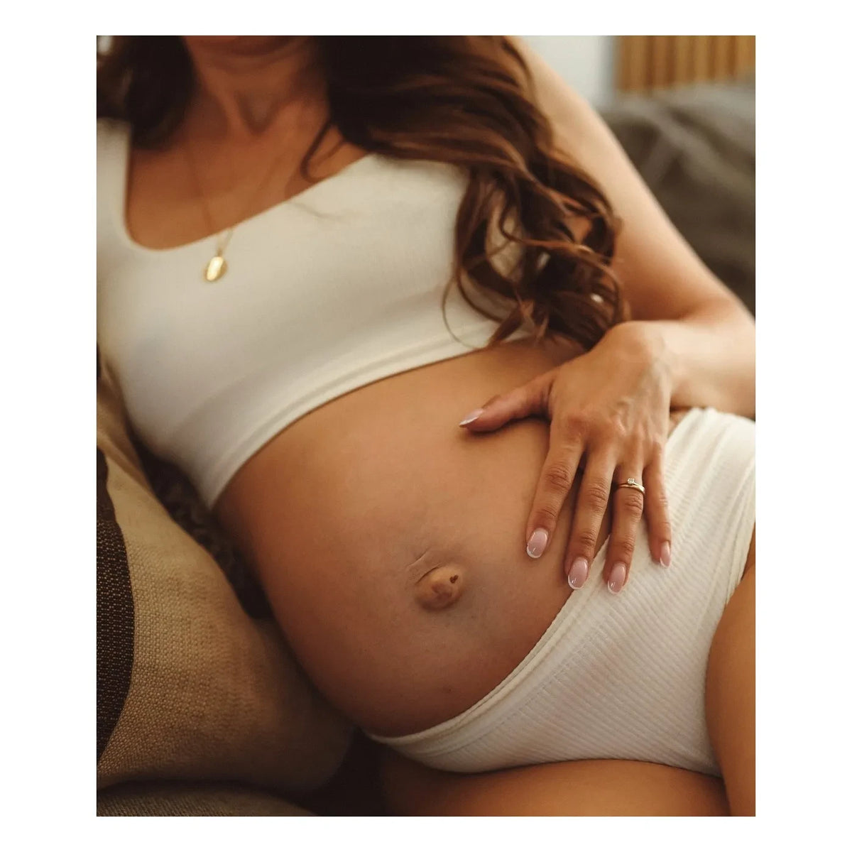 Mama Hangs - Daily Bra | Ecru