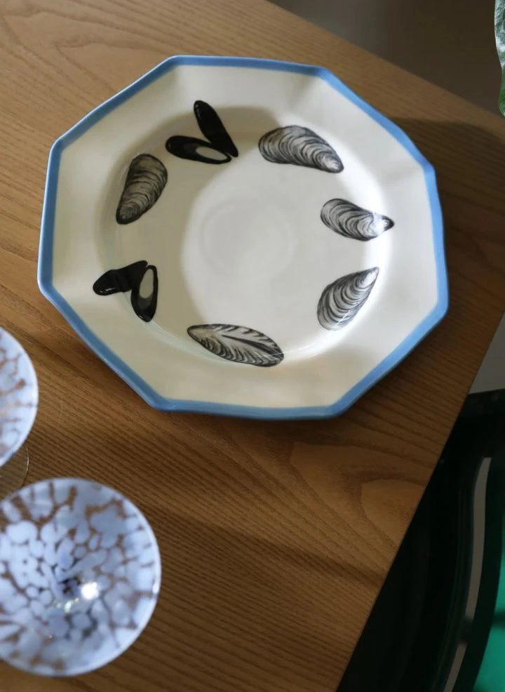 &Klevering - Seashell-patterned Blue Porcelain Plate