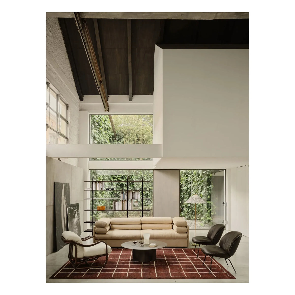 Gubi - Beetle Soft leather lounge chair, Gamfratesi | Coffee