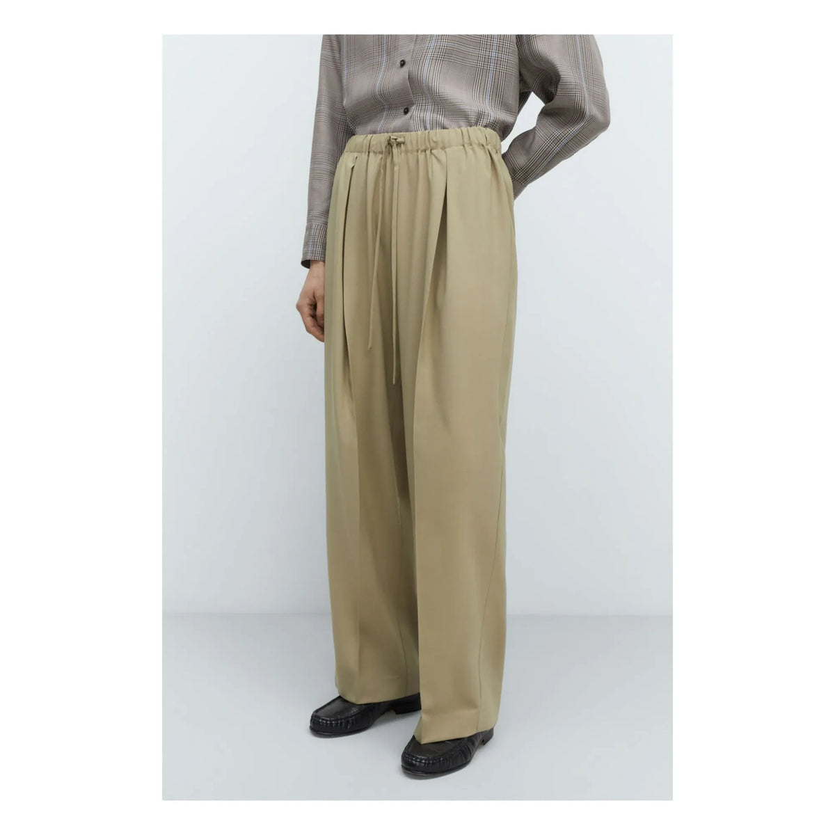 Cordera - Relaxed Fit Wool Elastic Pants | Olive