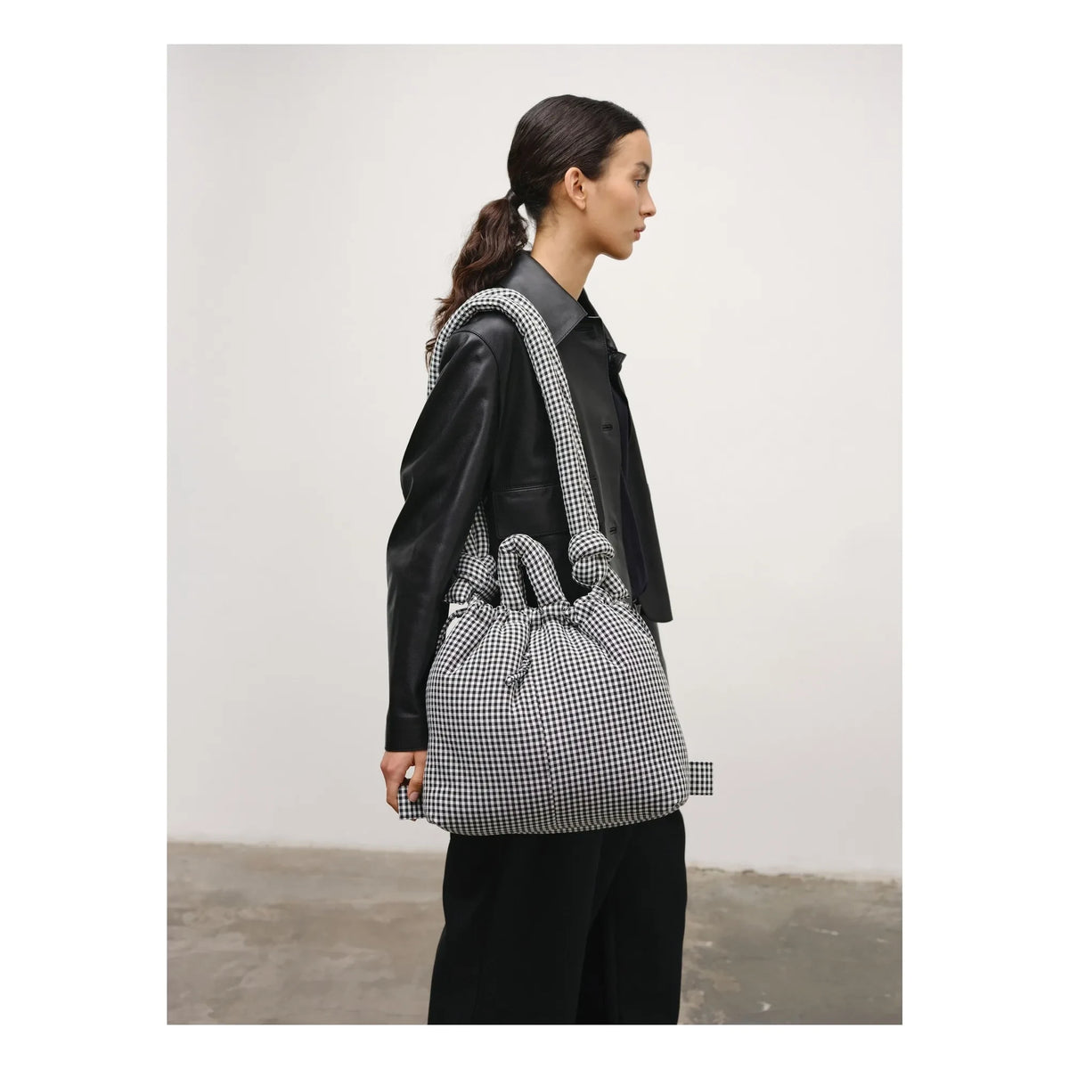 Olend - Ona Soft Vichy Bag | Black
