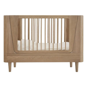 We Are Bitte - Convertible Oak Crib