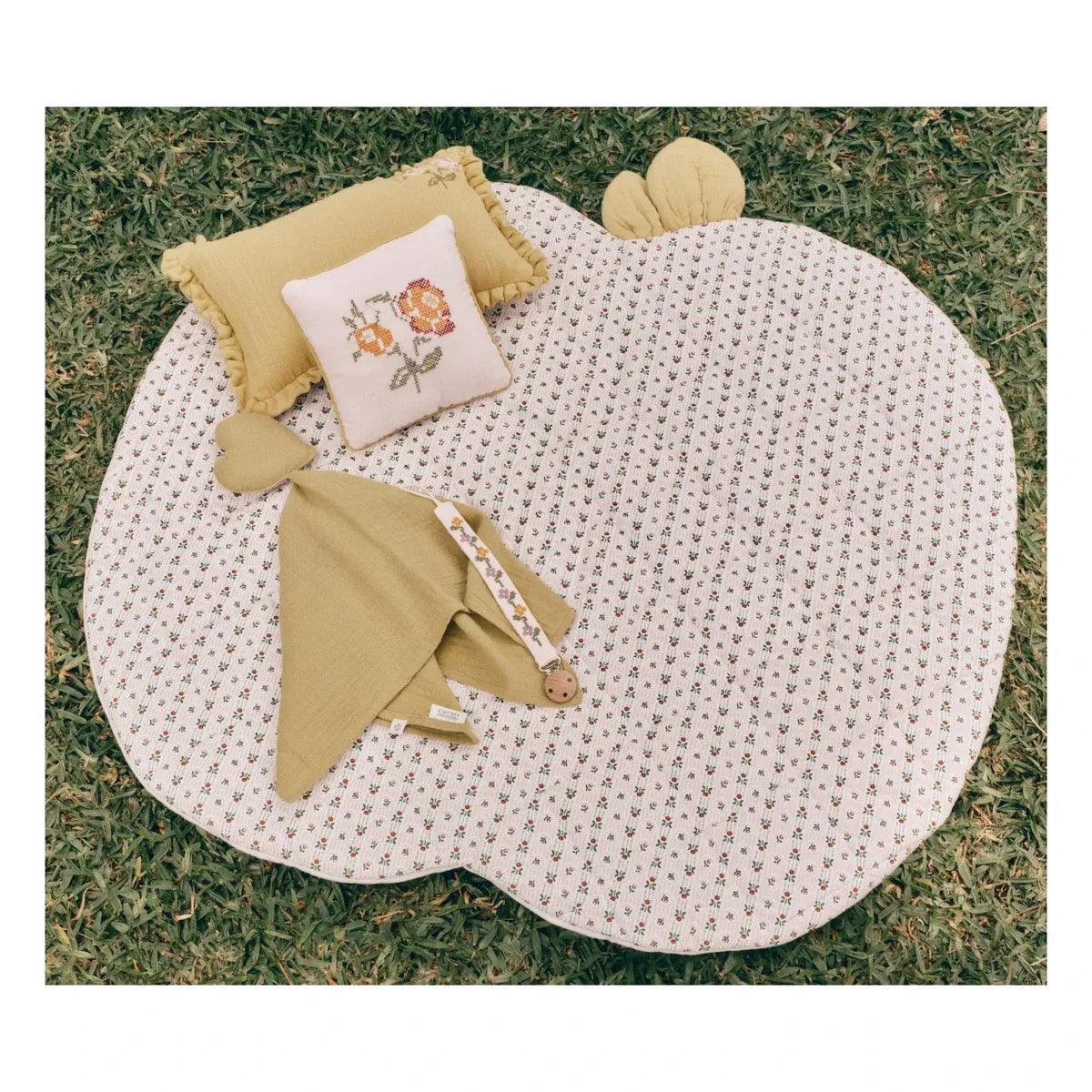 Editions Aimable - Pomme Thelma Play Mat | Pommette Poplin
