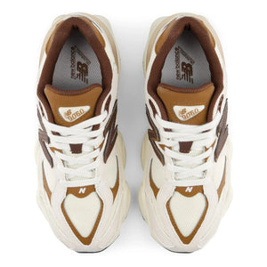 New Balance - Lace-Up Sneakers 9060 | Brown