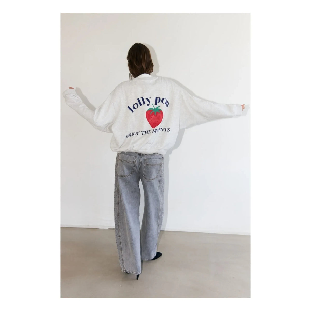 Lollys Laundry - Sydney Sweat Strawberry Cotton | Gray