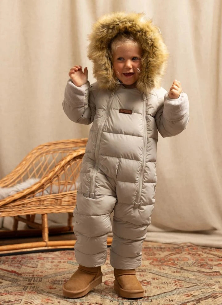 Töastie - Waterproof Faux Fur Hooded Cloud Jacket Made from Recycled Fibers | Blanc/Écru