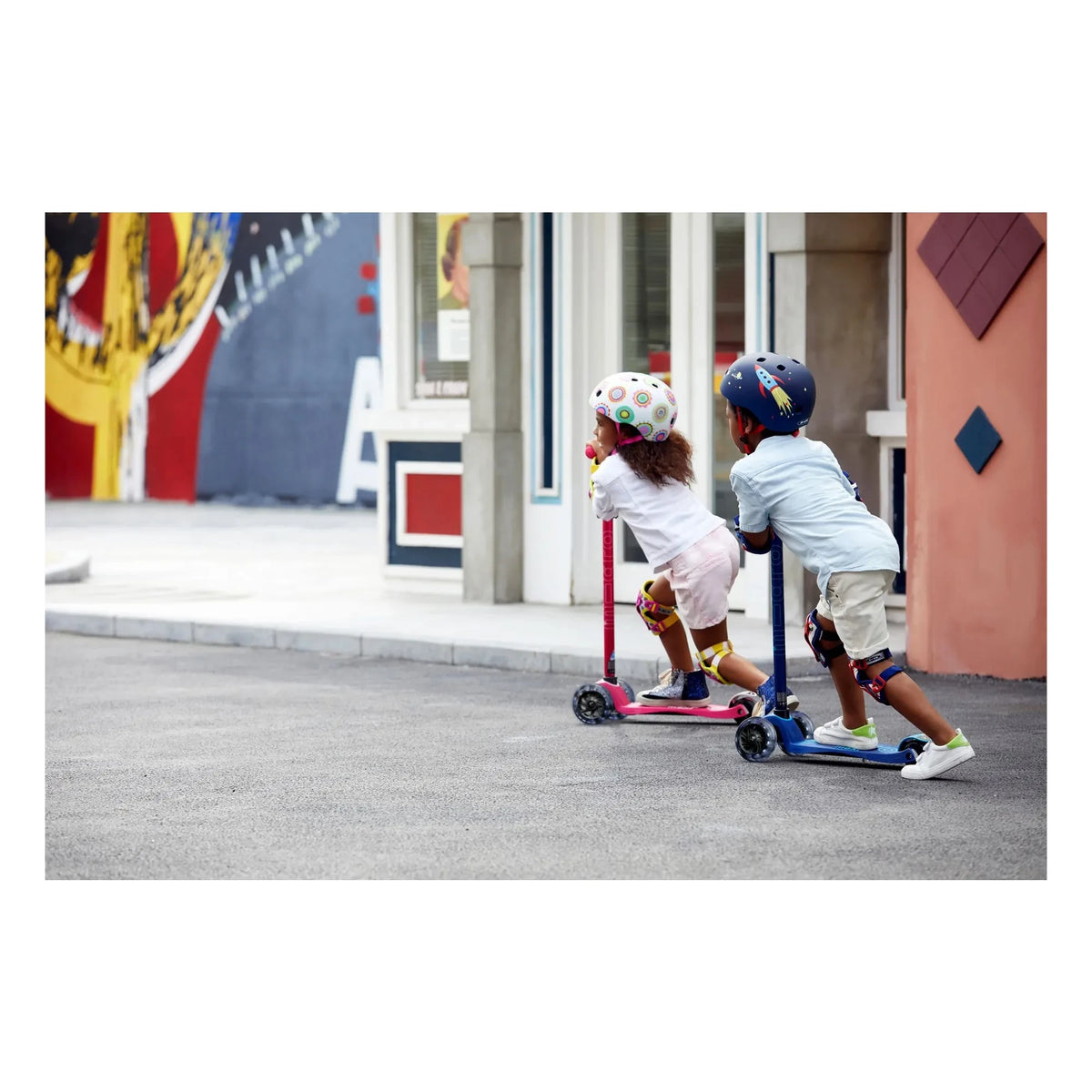 Micro - Maxi LED Scooter | Fuchsia