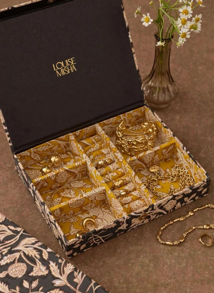 Louise Misha - Soumaa Jewelry Box | Black