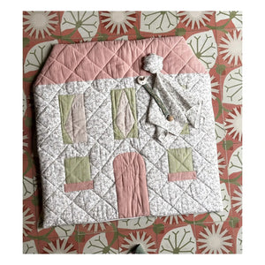 Editions Aimable - Maison Thelma play mat