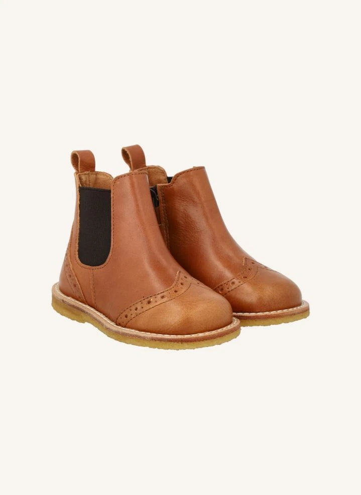 Angulus - Classic Chelsea Boots | Cognac