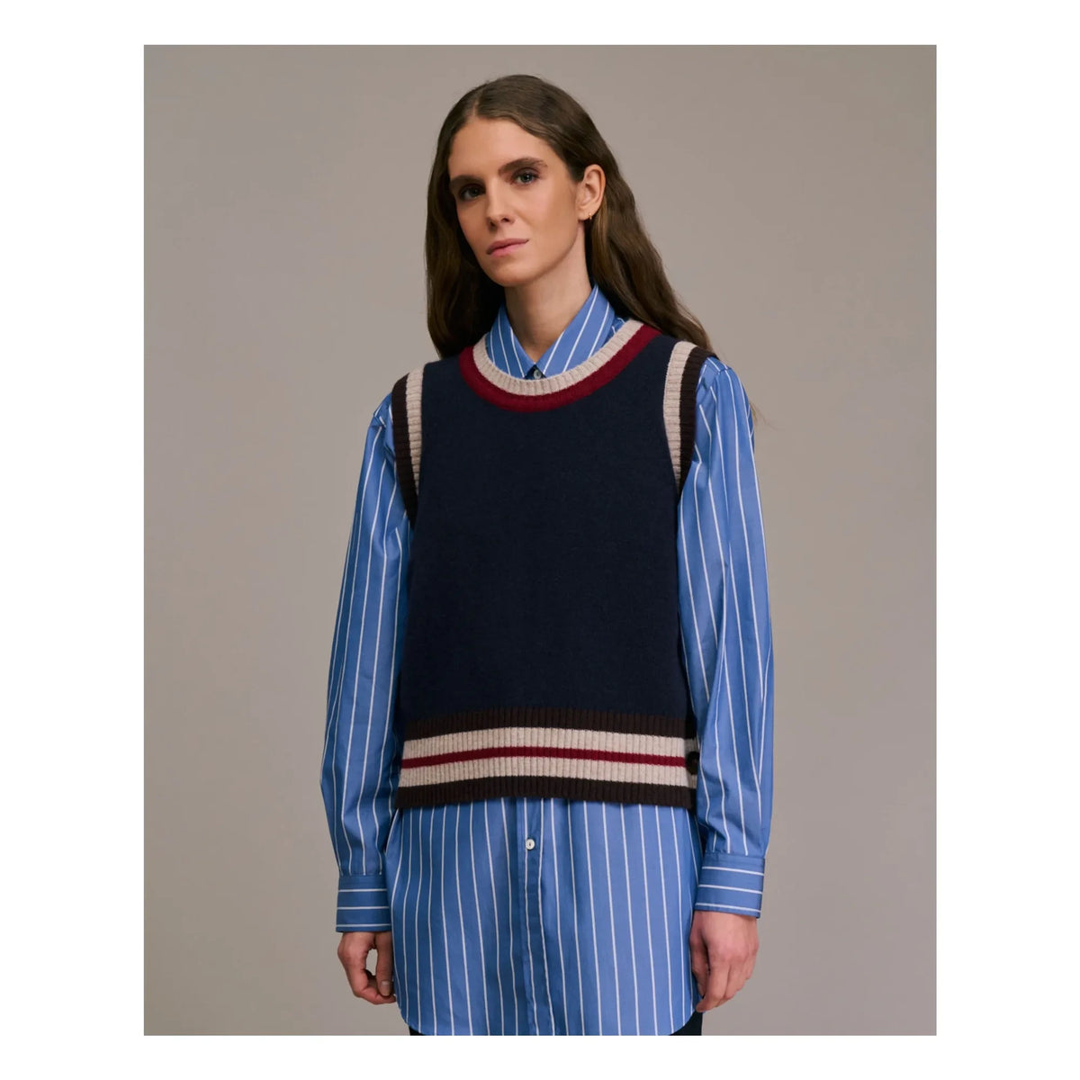Diega - Pumio Extra Fine Merino Wool Sleeveless Sweater | Navy