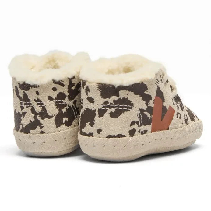 Veja - Baby Vache Suede Lace-Up Sneakers | Brown