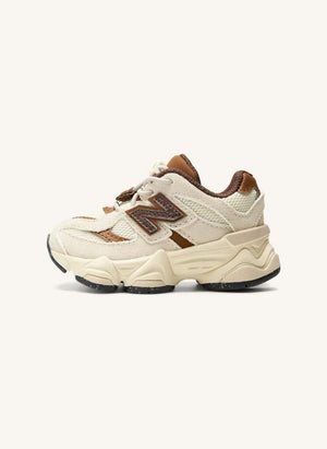 New Balance - Elastic Lace-Up Sneakers 9060 | Brown