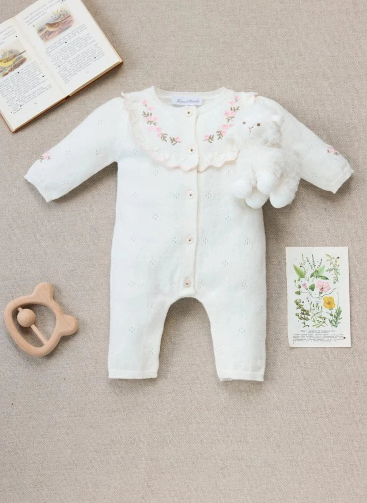 Tartine et Chocolat - Embroidered ruffled-collar knitted romper | Ecru