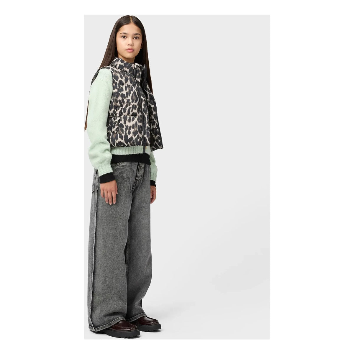 Molo - Hester Leopard Sleeveless Padded Jacket Made from Recycled Fibers | Brown