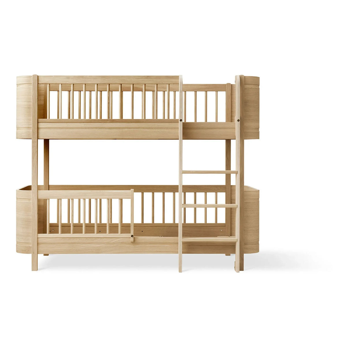 Oliver Furniture - Oak Wood Mini+ mid-high bunk bed | Oak