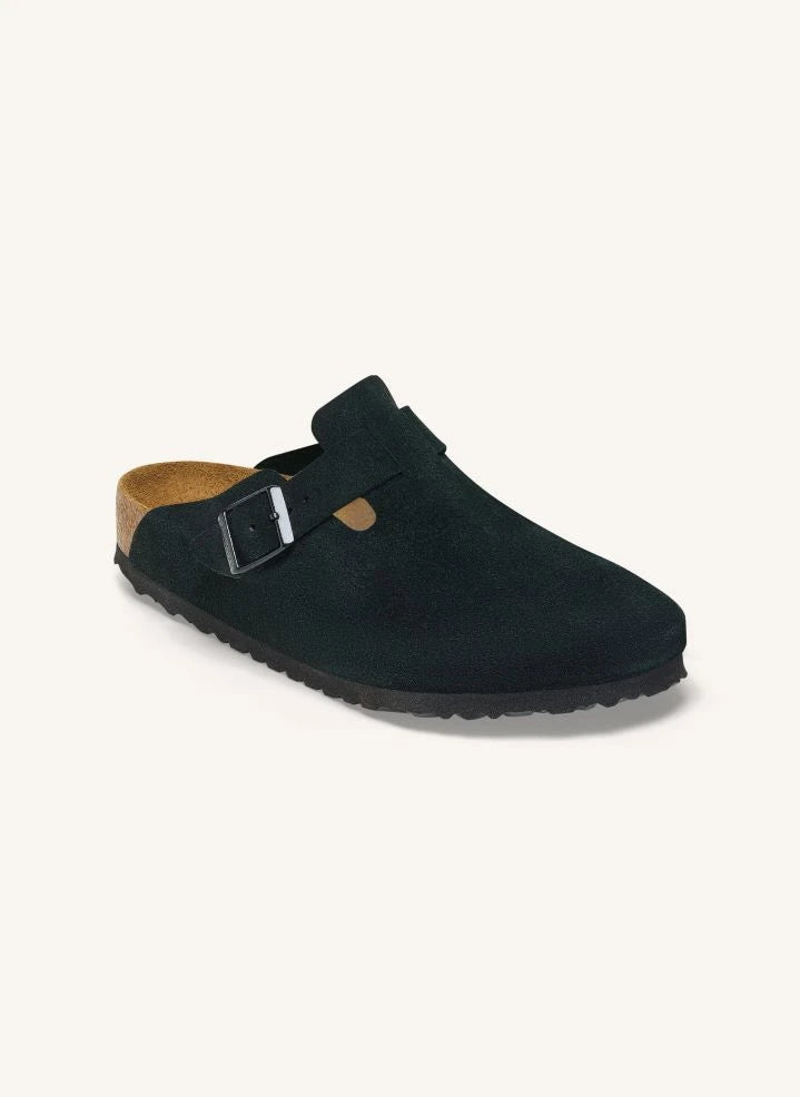 BIRKENSTOCK - Boston SFB Suede Leather Clog | Black