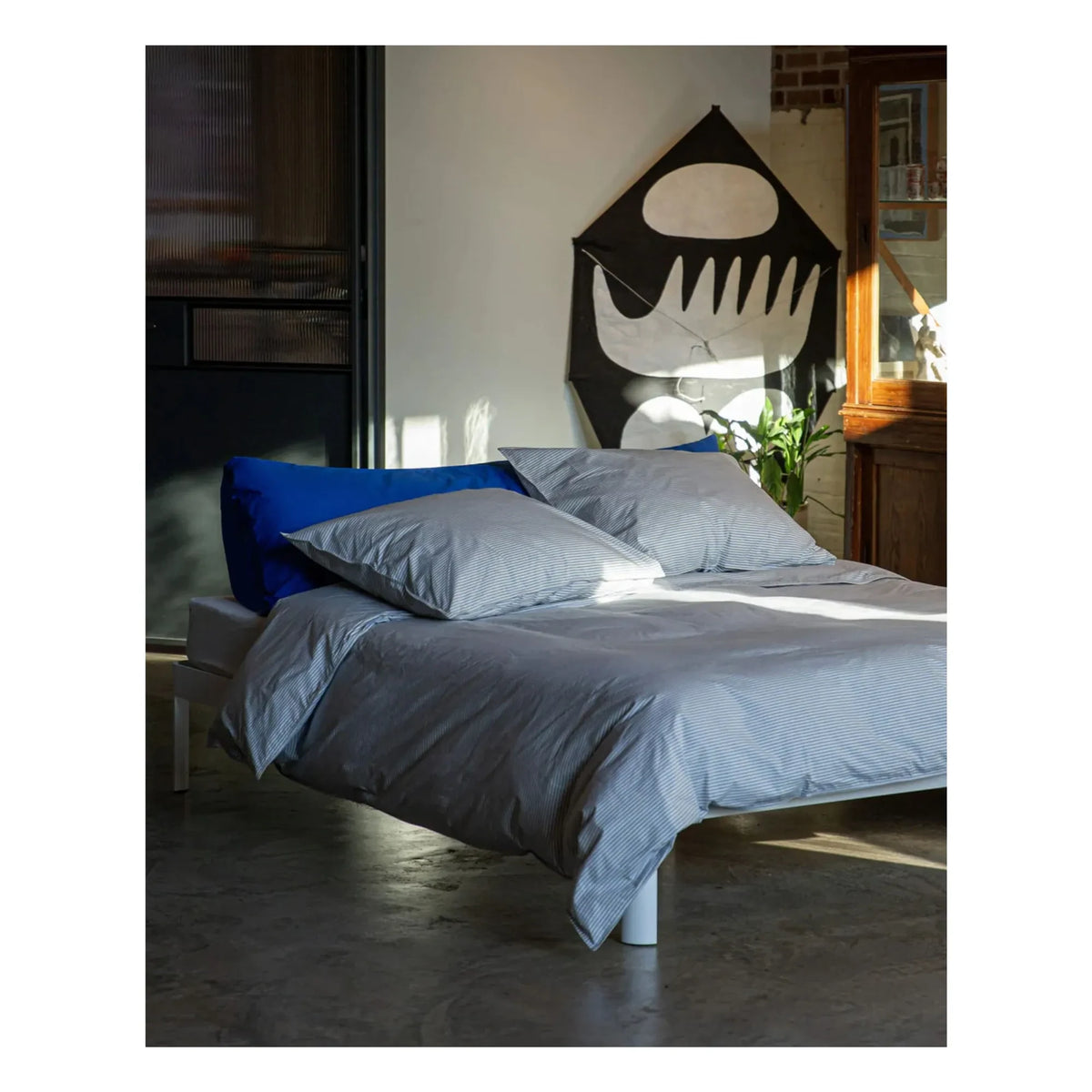 Suite 702 - Organic striped percale pillowcase | Blue