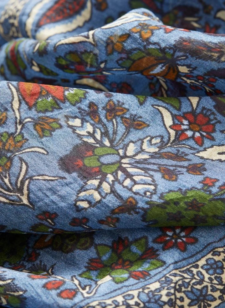 Becksöndergaard - Tapisflora Taby Silk Scarf | Blue