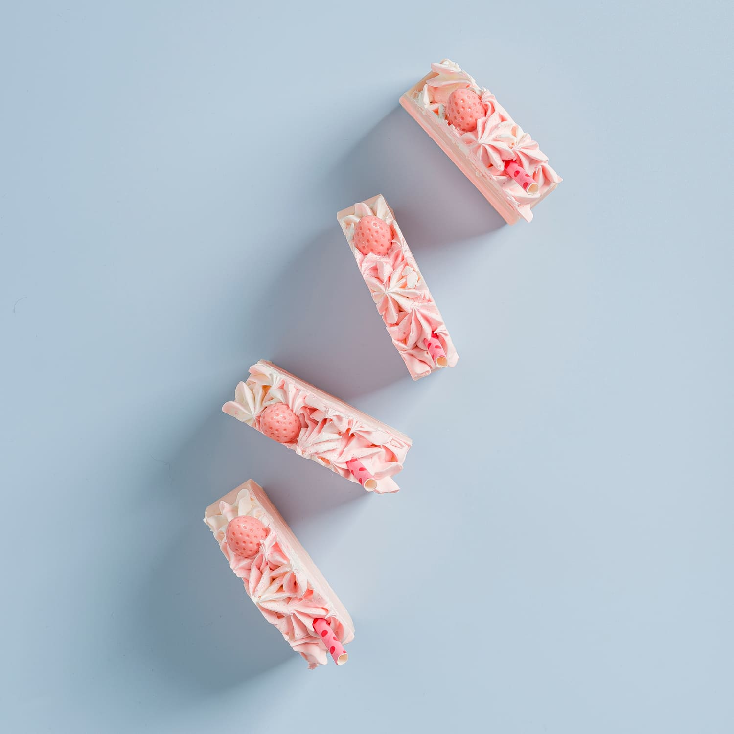 Baveal – Cake Art Moisturizing Hand and Body Soap with Cake Slice Design