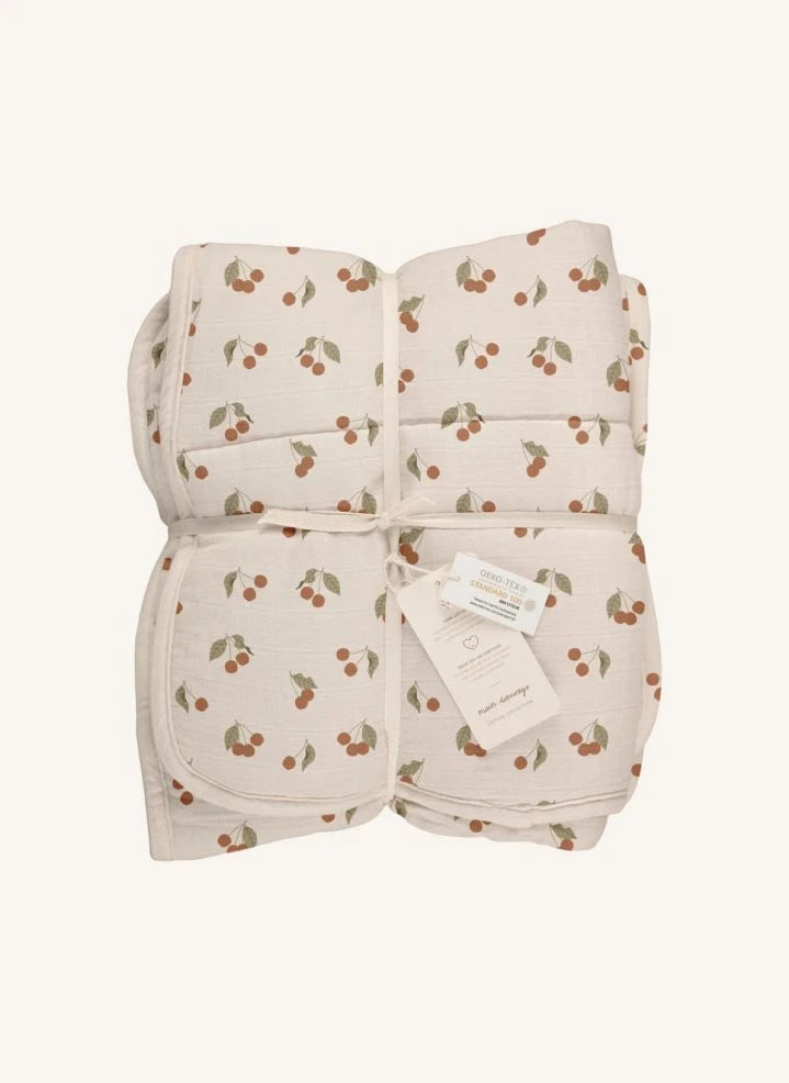Main Sauvage - Cherry Quilted Blanket | Cream