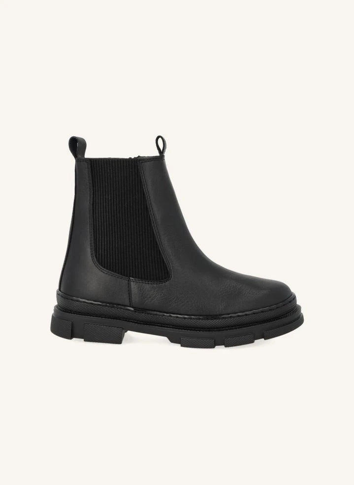 Angulus - Black Leather Chelsea Boots | Black