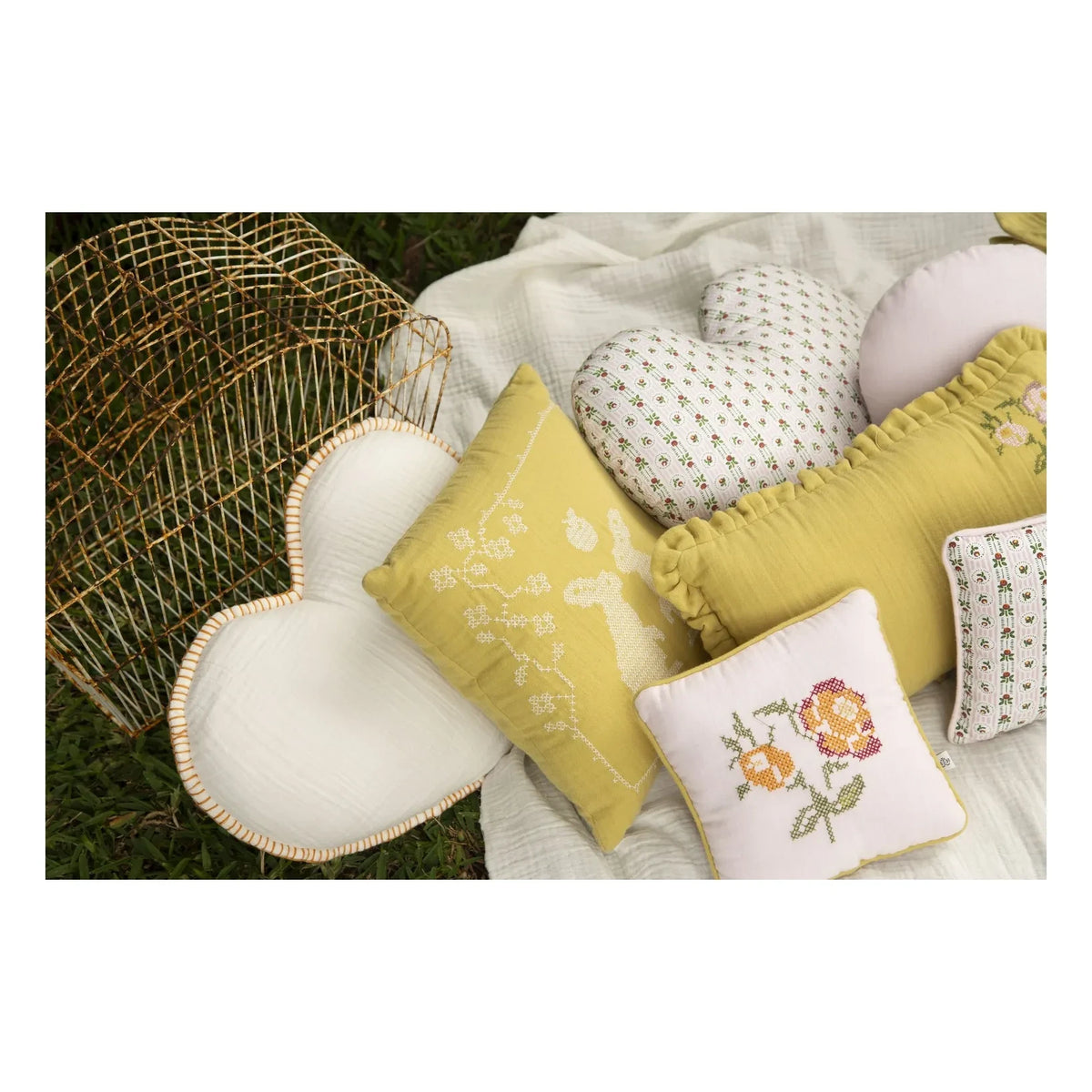 Editions Aimable - Ferdinand Heart Pillow | Ivory Gauze