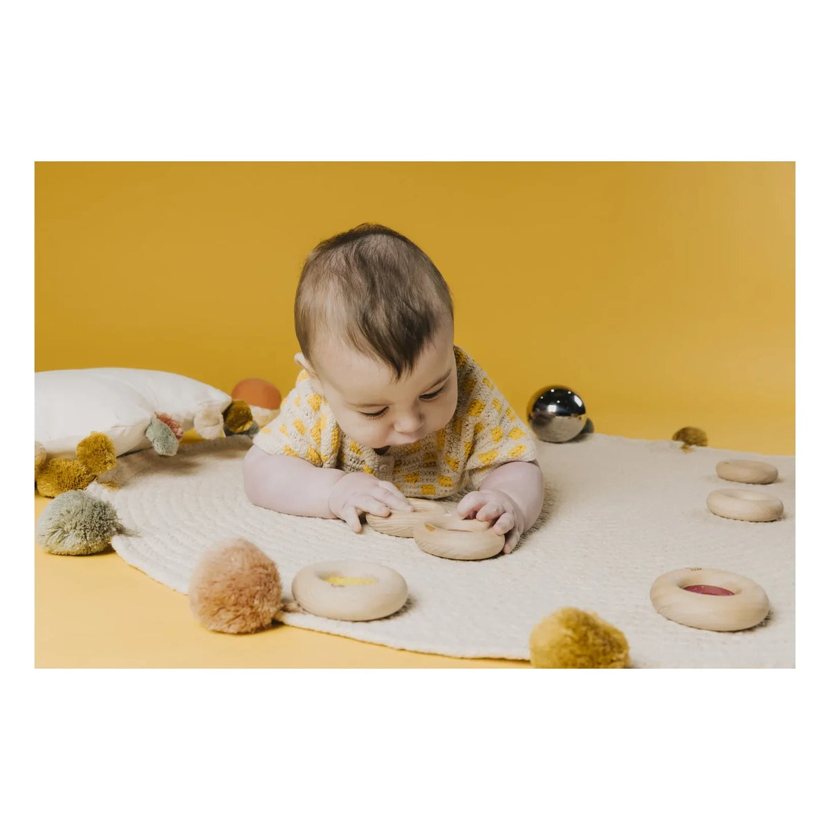 Petit Boum - "Calm" Sensory Donut | Fuchsia