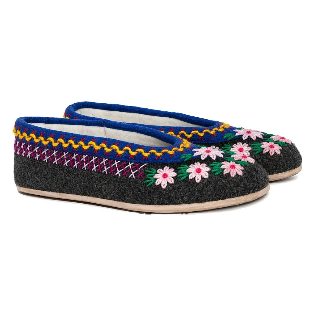 Folkloore - Floral Wool Slippers - Women's Collection | Charcoal Grey