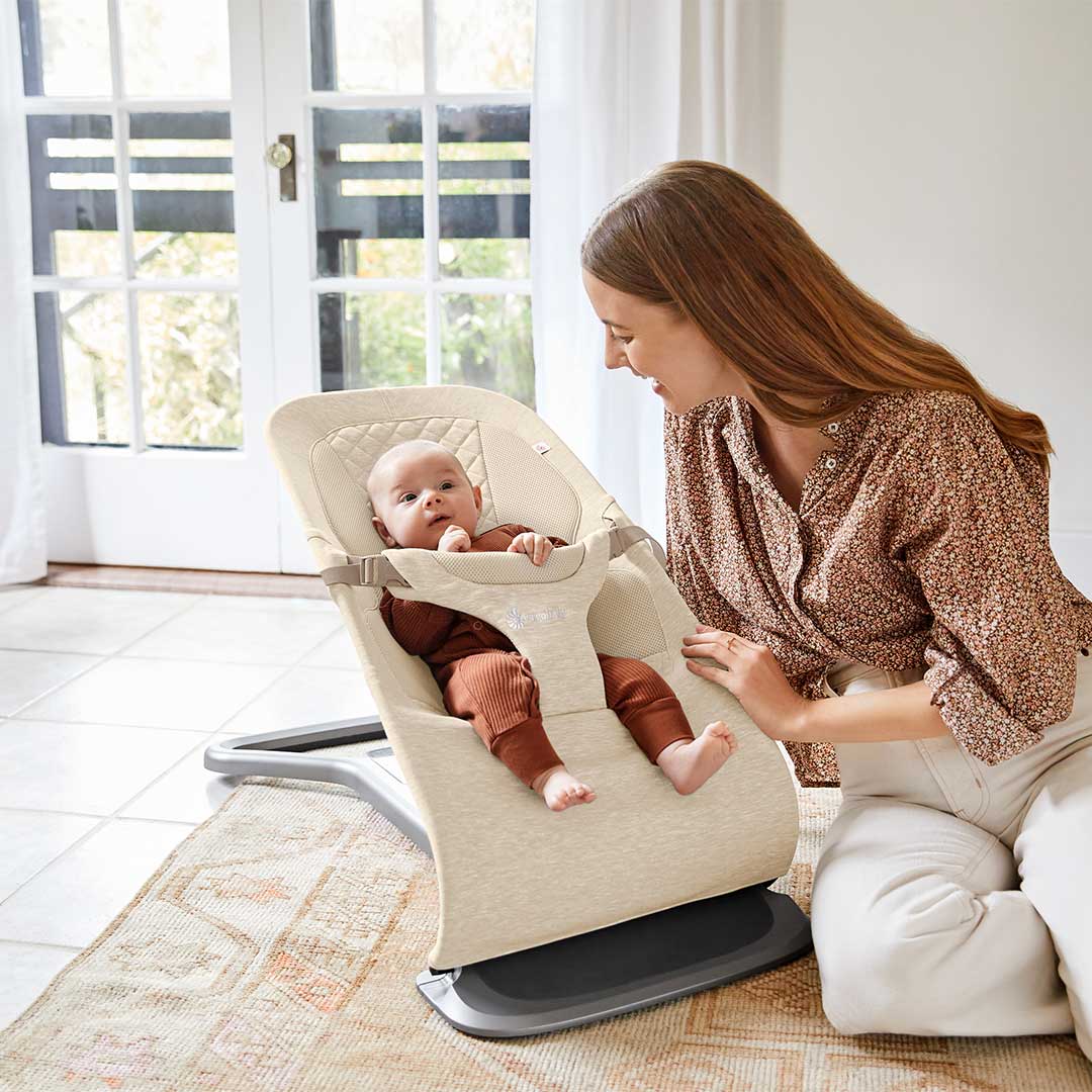 Ergobaby Evolve Baby Bouncer - Cream-Baby Bouncers-With Toy Bar- | Natural Baby Shower
