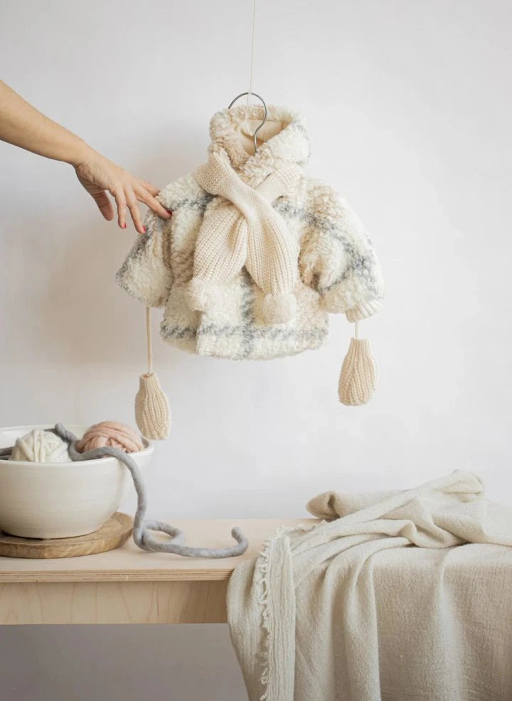 1+ in the family - Half-Wool Merinos Gloves | Ecru