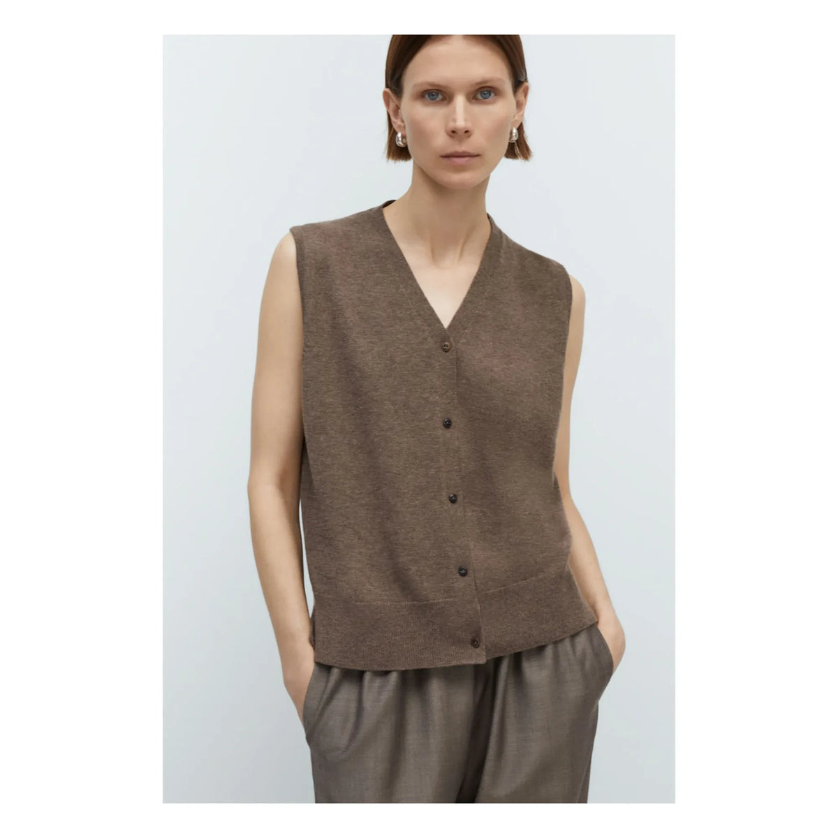 Cordera - Extra Fine Merino Wool Sleeveless Vest | Taupe