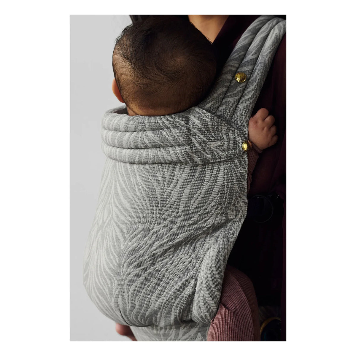 Artipoppe - Zeitgeist Paradox Zebra baby carrier