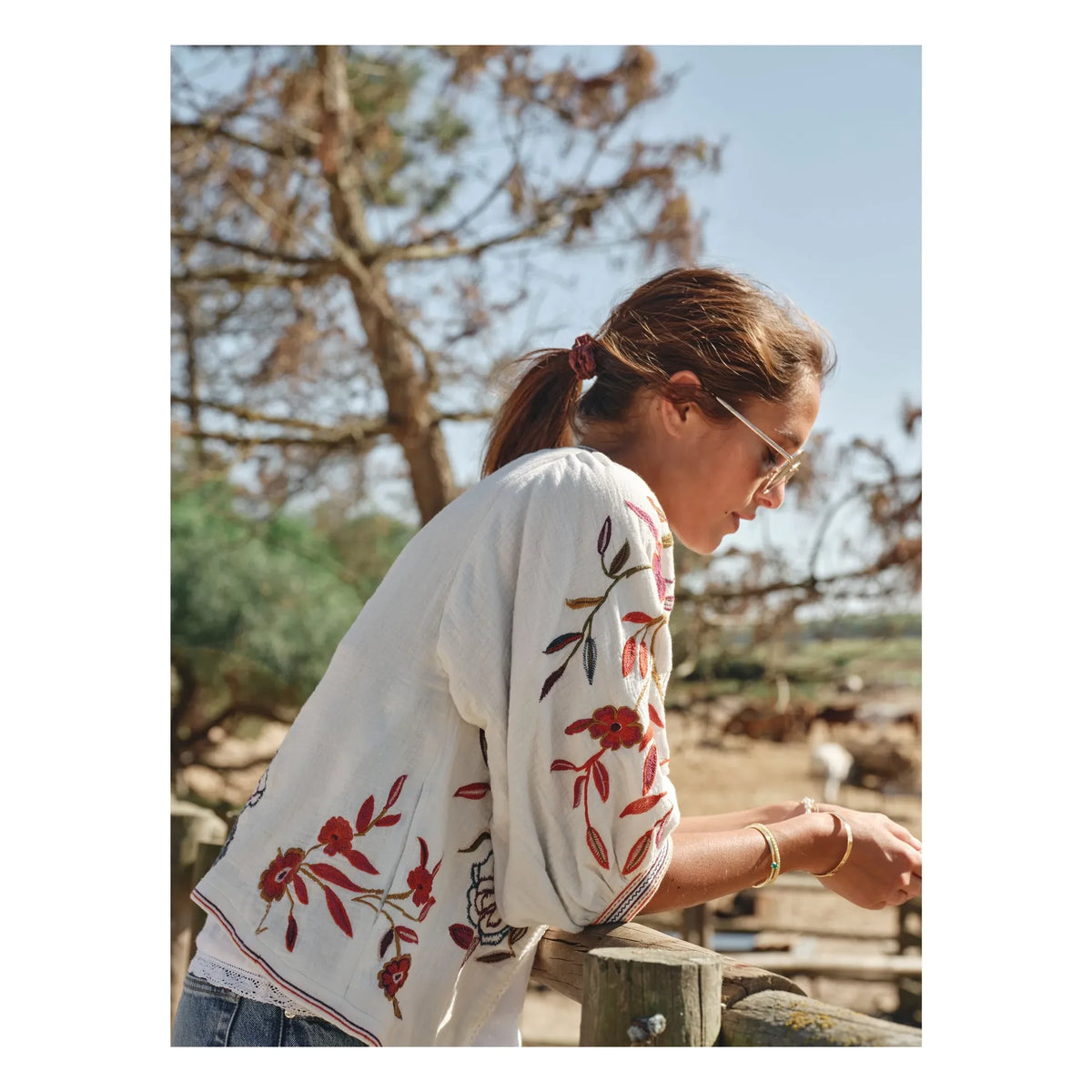 M.A.B.E. - Ori Cotton Embroidered Jacket | Red