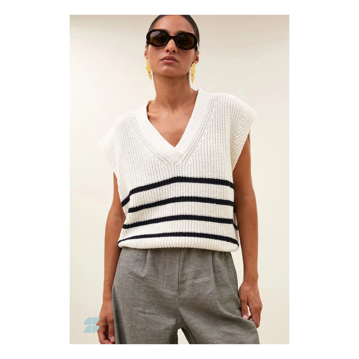 By Bar - Lune Spencer Sweater | White
