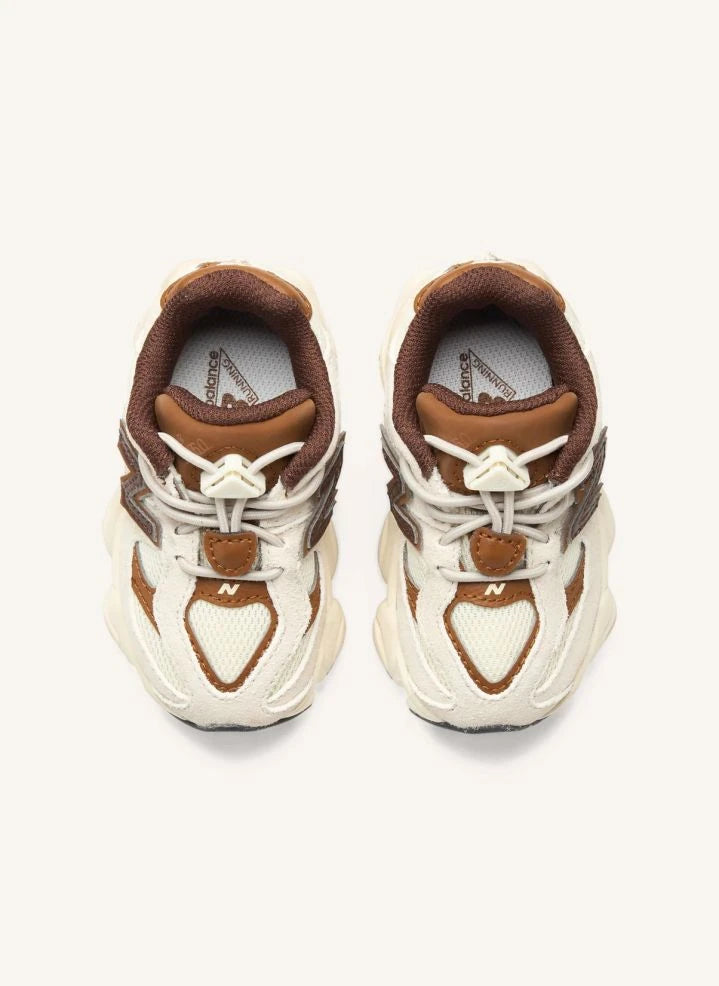 New Balance - Elastic Lace-Up Sneakers 9060 | Brown