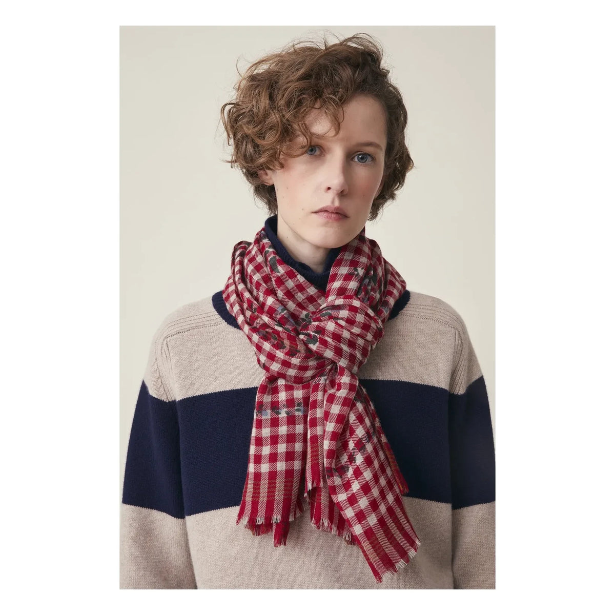 Moismont - Vichy Scarf No. 693, Wool | Red