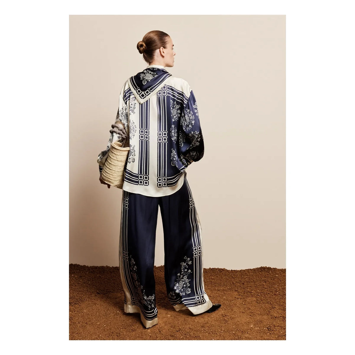 Alémais - Banderra Silk Scarf Shirt | Navy