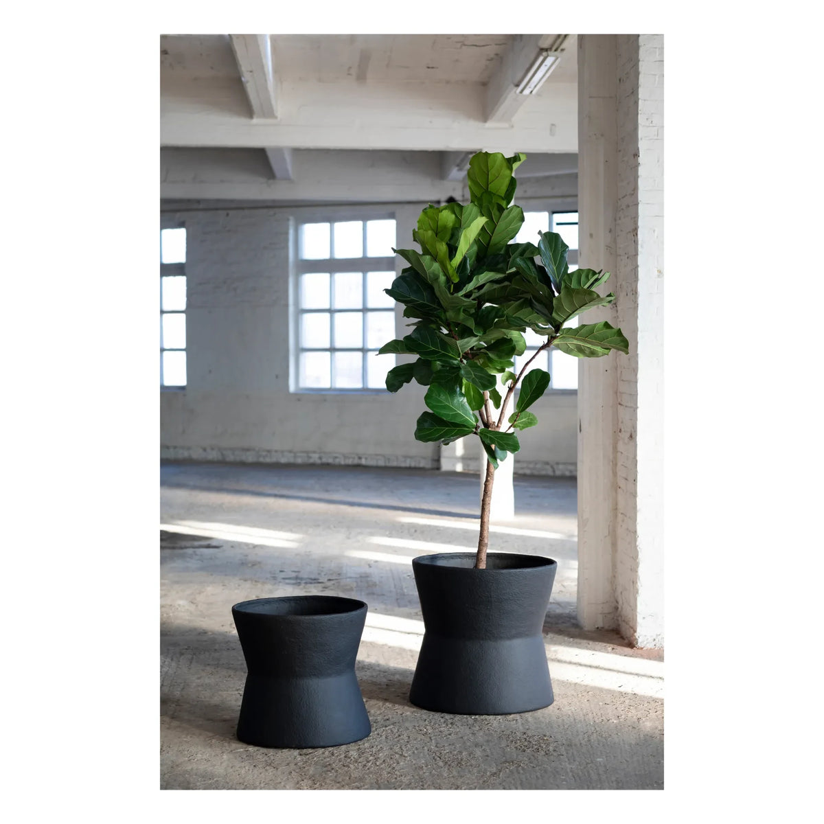Serax - Konst Papier Mâché Flower Pot | Black