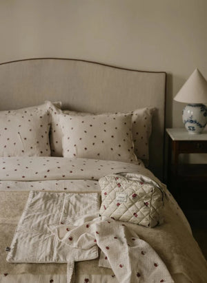 garbo&friends - Rose Hip Pillowcase