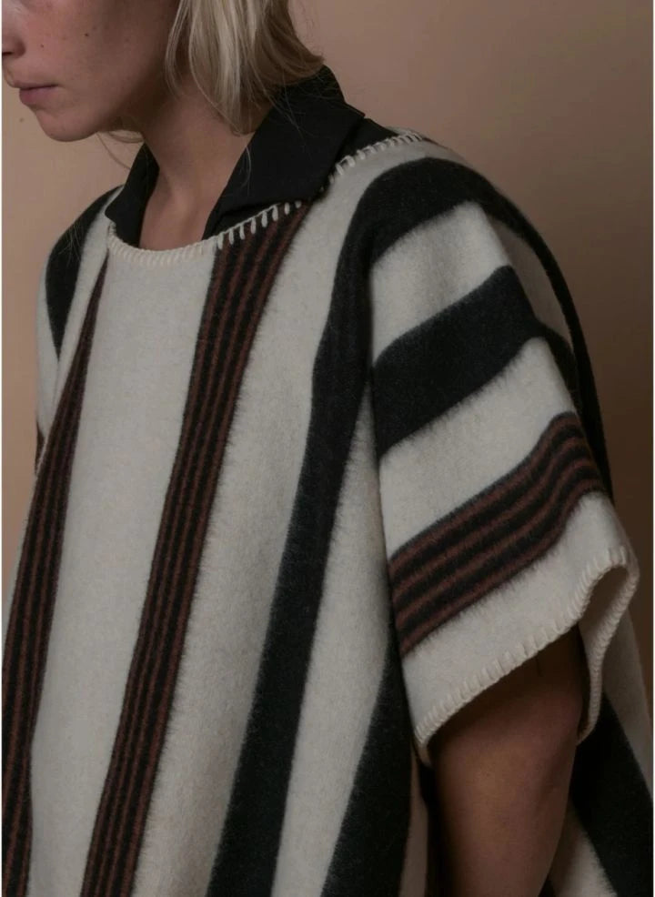 La Méricaine - Blackfeet Recycled Wool Long Poncho | Ecru