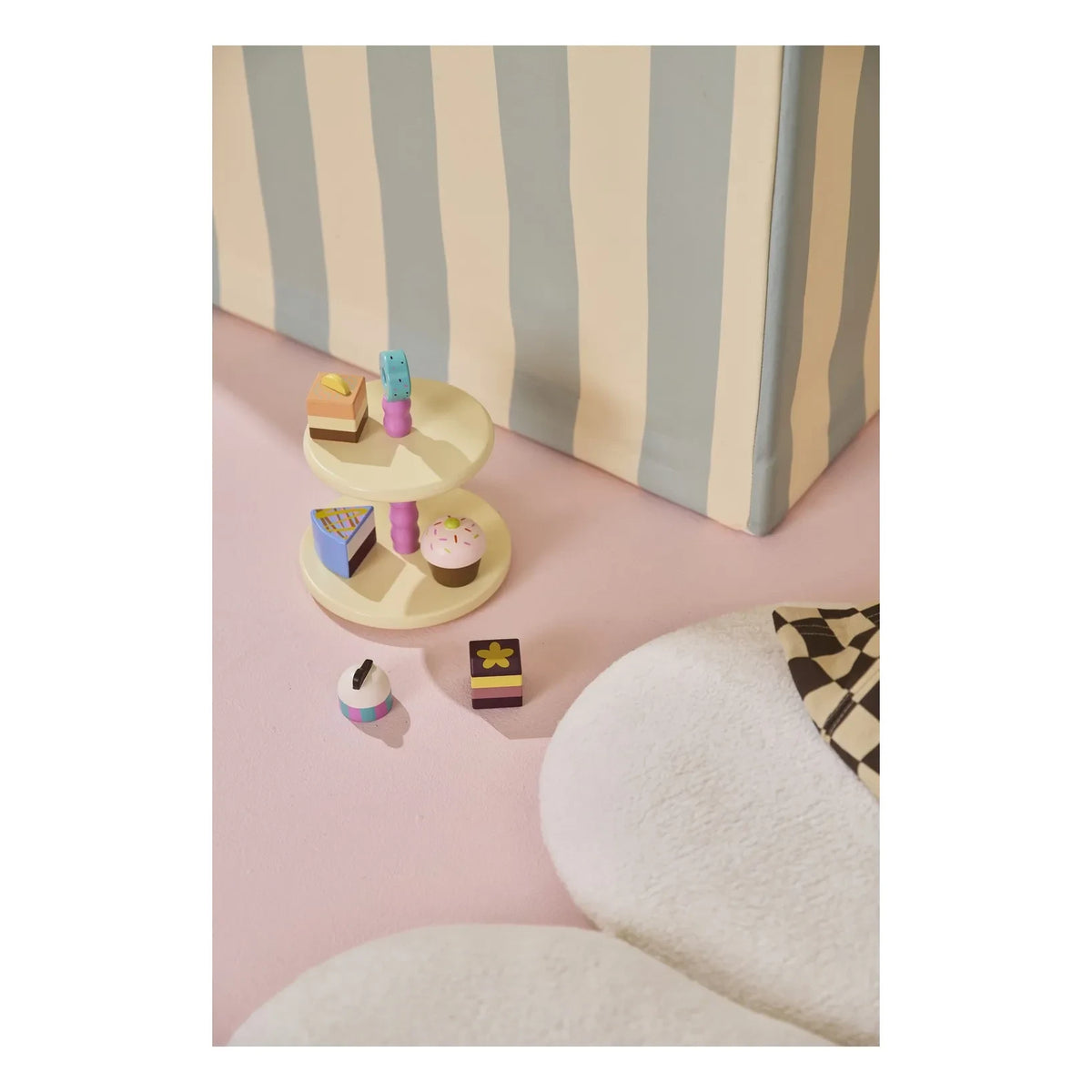 Kid's Concept - Cake Stand