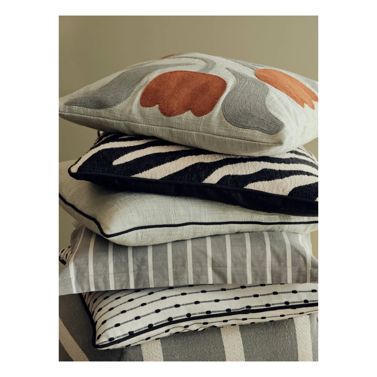 Broste Copenhagen - Zebra Pillow Cover | Noir/White