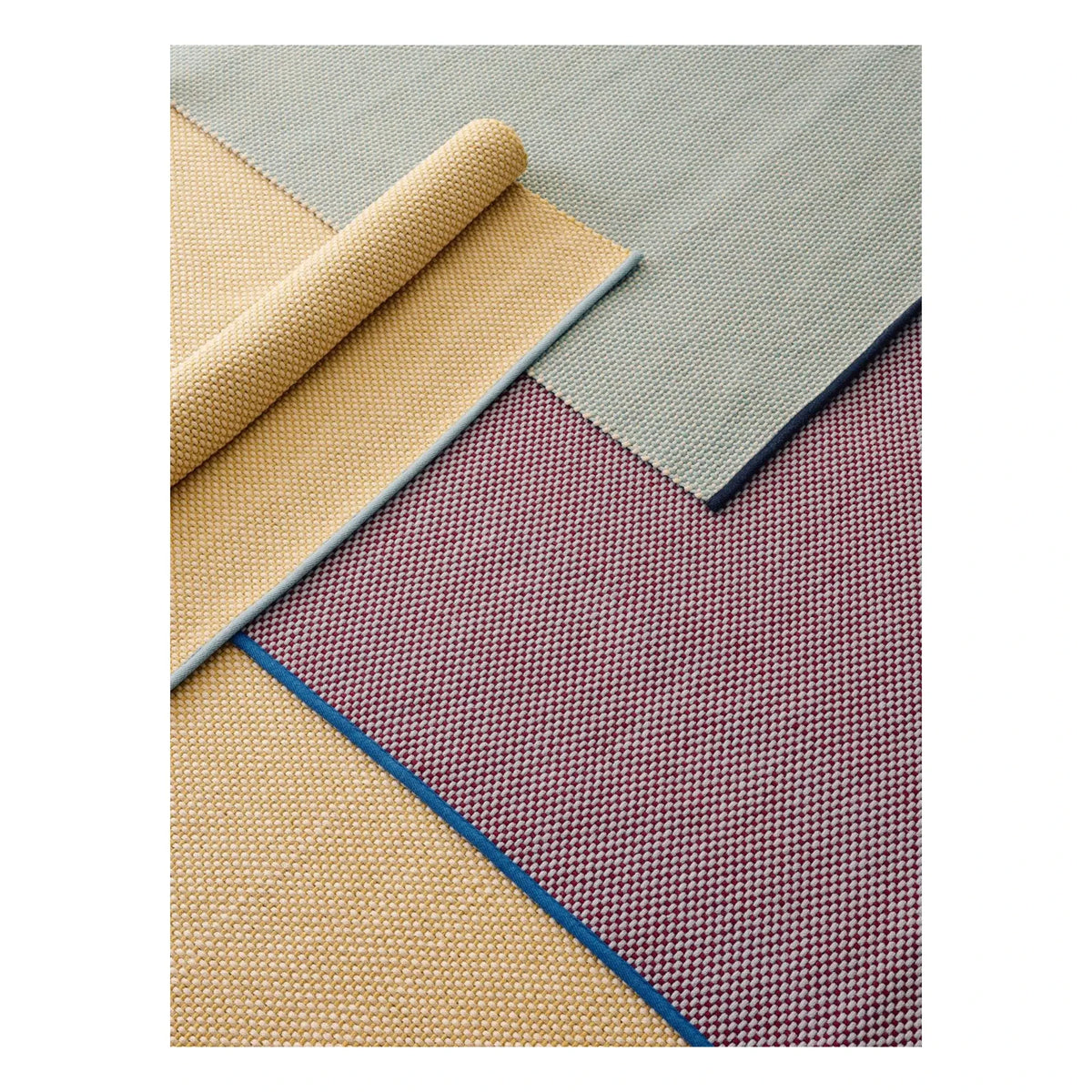 Hay - 3-color rug | Light gray