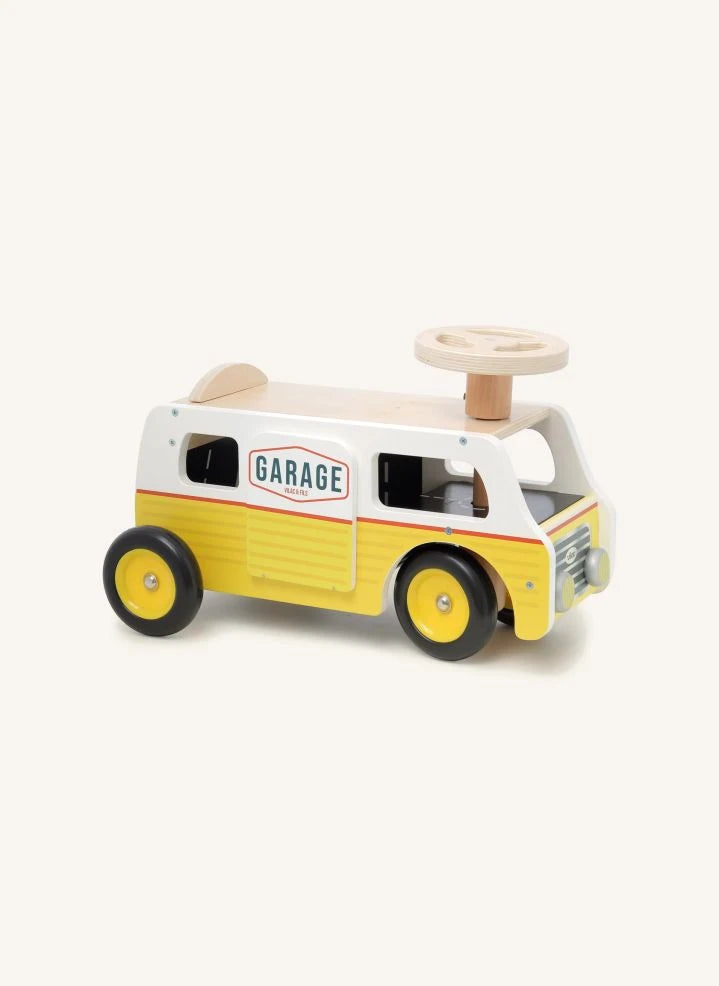 Vilac - Van Garage Carrier