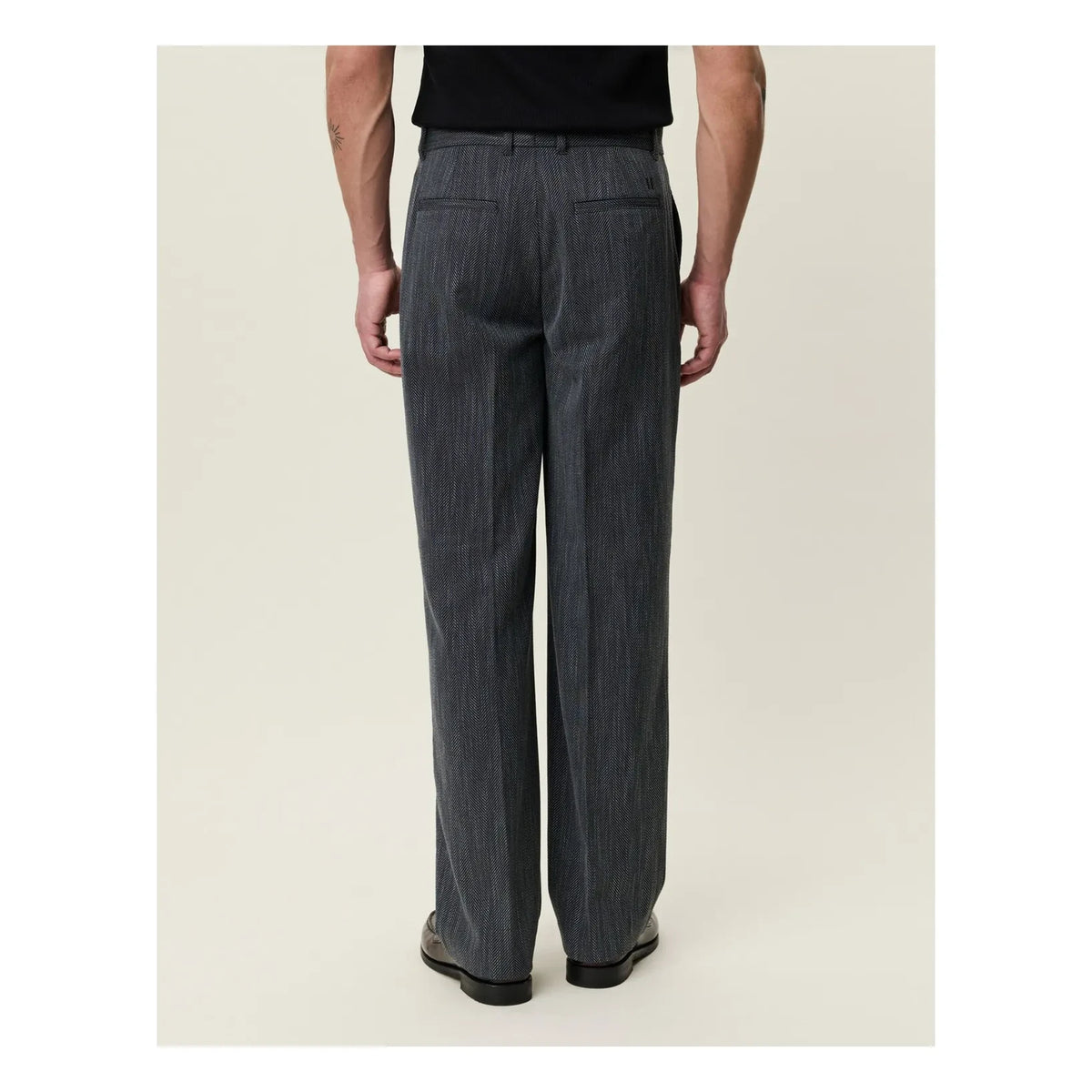 Les Deux - Houndstooth Pants | Dark Gray