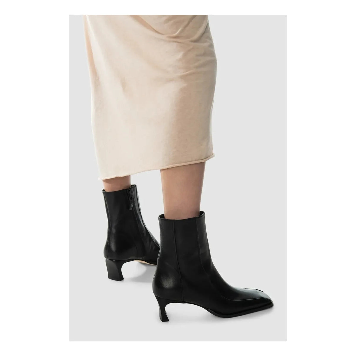 BY FAR - Nieves Leather Boot | Black