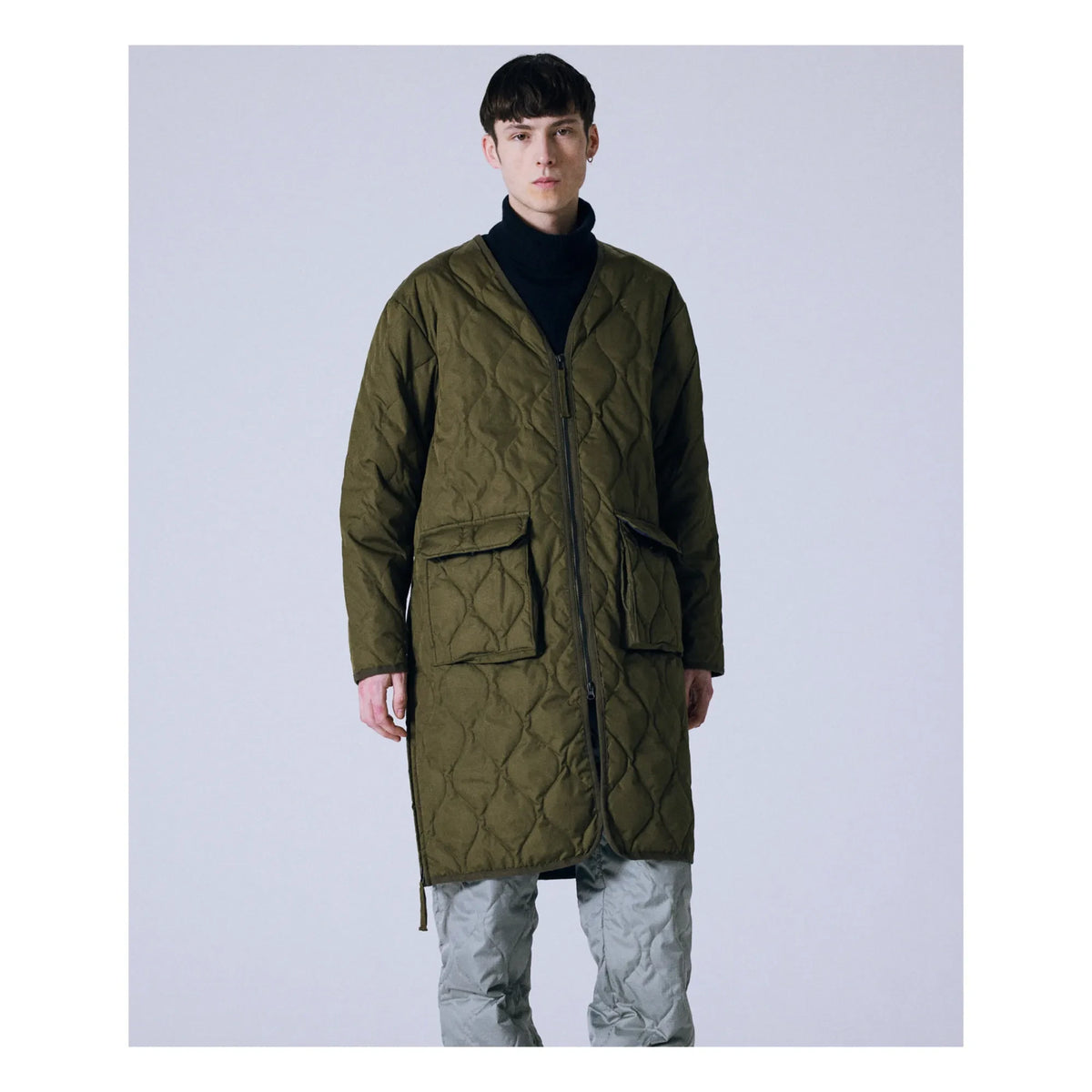 Taion - Military Unisex Long Zip Quilted Coat | Olive Green