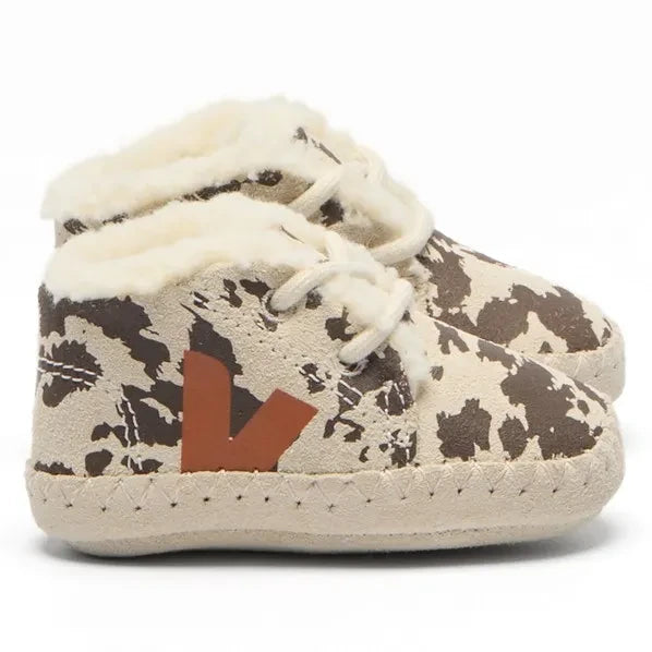 Veja - Baby Vache Suede Lace-Up Sneakers | Brown